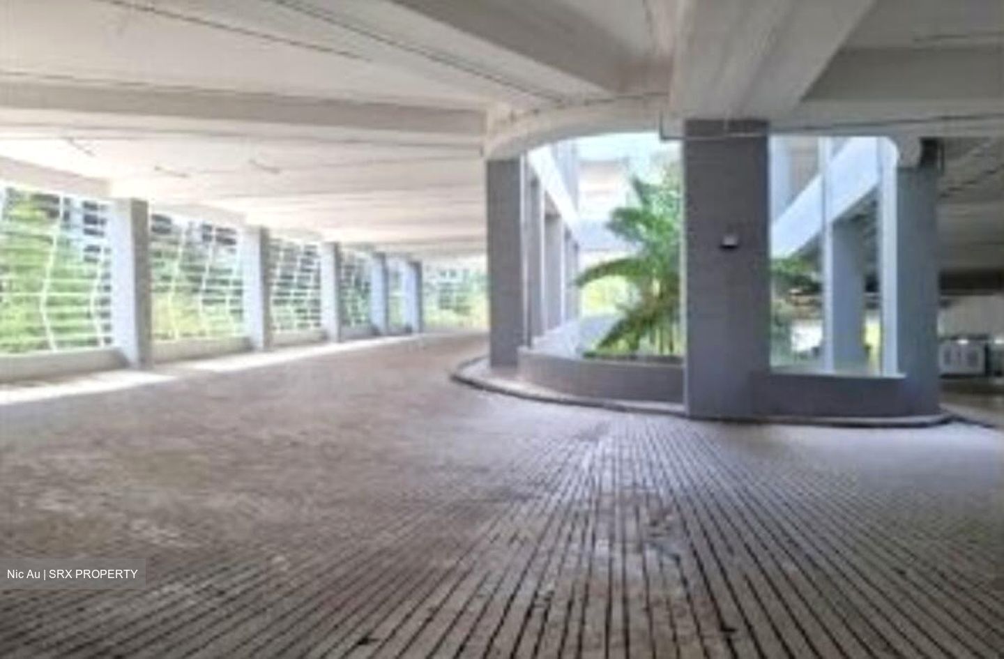 Benoi Road (D22), Warehouse #506922281